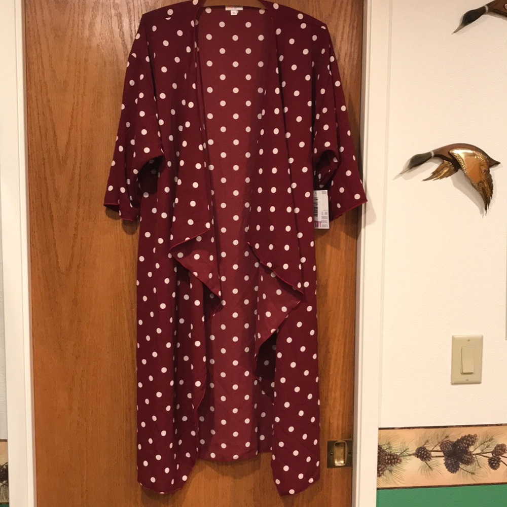 LulaRoe Medium Shirley
